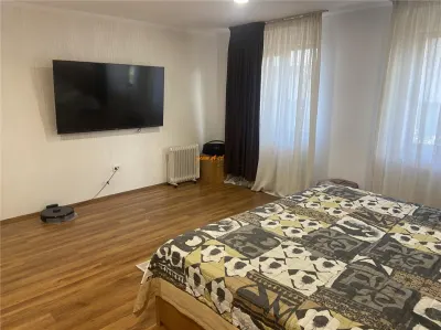 Casa de vanzate in Campineanca , parter+etaj, 360 mp utili , teren 996 mp - foto 17