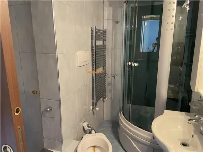 Apartament 4 camere transformat in 3 camere , zona ultracentrala Piata Moldovei , et 1/4 , 92 mp , imbunatatit - foto 11