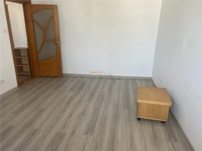 Apartament 2 camere , cartier Sud , decomandat , 43 mp, centrala termica proprie - Focsani