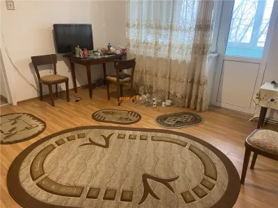 Apartament 3 camere , zona Cartier Gara , et 3din 4 , 60 mp , centrala termica , liber - Focsani