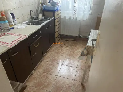 Apartament 3 camere , zona Cartier Gara , et 3din 4 , 60 mp , centrala termica , liber - foto 9