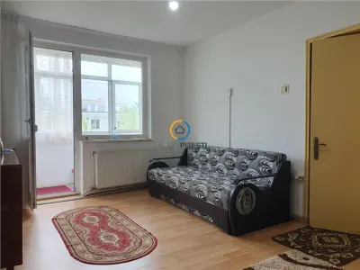 Vanzare apartament 3 camere Calea Bucuresti - Pitesti