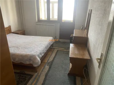 De vanzare apartament 3 camere , zona Spitalul Judetean Focsani, 82 mp , decomandat - foto 10
