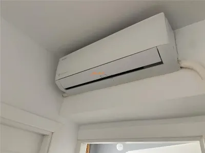 Apartament 3 camere , zona ultracentrala - Primaria Focsani, decomandat , renovat , mobilat si utilat integral - foto 18