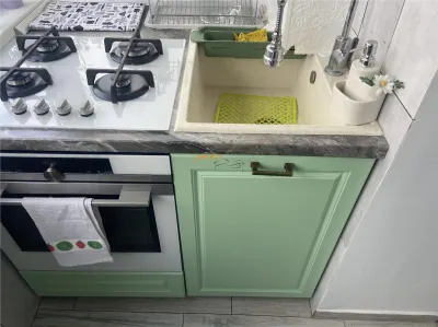 Apartament 3 camere , zona ultracentrala - Primaria Focsani, decomandat , renovat , mobilat si utilat integral - foto 6