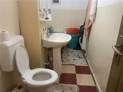 Apartament 2 camere , zona ultracentrala Piata Moldovei , 55 mp , decomandat - foto 11