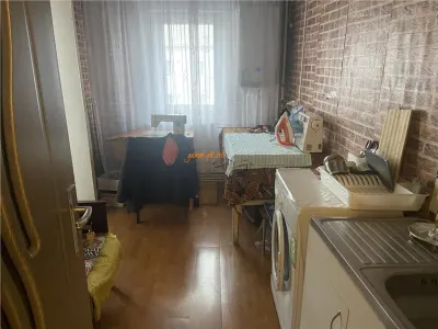 Apartament 2 camere , zona ultracentrala Piata Moldovei , 55 mp , decomandat - foto 4