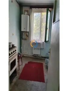 Apartament 4 camere Craiovei, etajul 1 , cu centrala termică noua - foto 4