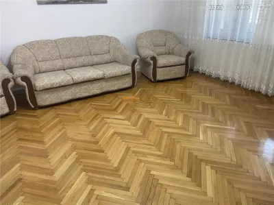 Apartament 3 camere , zona supermarket Lidl (fosta Autogara ) , et 1/3 , decopmandat , 83 mp , partial mobilat , renovat , liber - foto 3