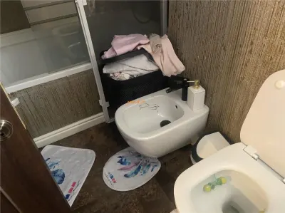 Apartament 4 camere , zona ultracentrala , suprafata de 100 mp , renovat  modern si mobilat integral - foto 23