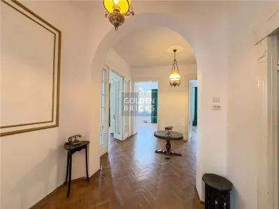 Piata Unirii | Tineretului | 5 camere + terasa | Curte | Parcare - foto 9