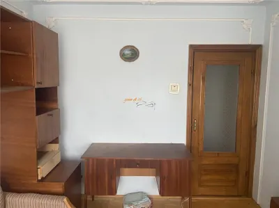 Apartament 3 camere , zona supermarket Lidl (fosta Autogara)et 1 din 3 , 81 mp , 2 balcoane , mobilat - foto 5