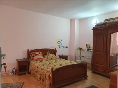 De inchiriat garsoniera zona centrala, str. Crinului, mobilata si utilata - Pitesti