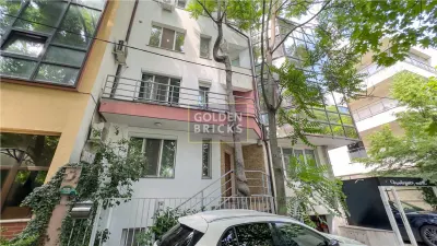 Apartament în vilă | 5 Camere | Curte | Acces dedicat | Parcare - foto 2