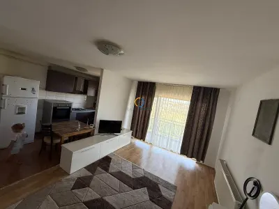 De inchiriat apartament doua camere Trivale, Bloc Montanstar, etaj 4 - Pitesti