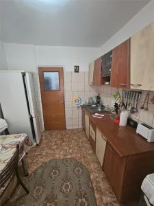 Vanzare apartament 3 camere Gavana - Pitesti