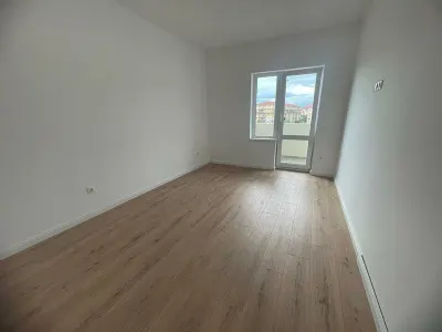 Apartament intabulat la CHEIE 3 camere cu gradina de 47 mp Doamna Stanca - foto 6