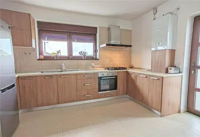 Casa individuala 5 camere 372mp teren zona Bavaria - foto 5