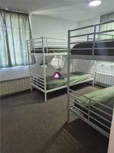 Loc în cameră — 160 EUR/lună | Tot inclus | Metrou 2 minute Mihai Bravu | Zona Vitan - Bucuresti