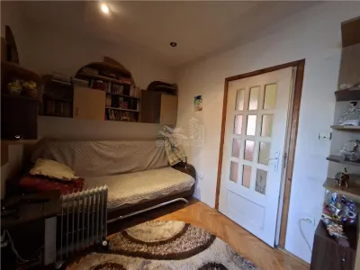 Casa Individuala 6 camere garaj 650 mp Teren zona Piata Cluj - foto 15