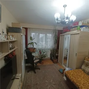 Apertament 2 camere decomandat balcon pivnita zona Valea Aurie - Sibiu