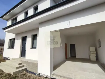 Casa moderna cu 4 camere si garaj in Cartierul Arhitectilor - Sibiu