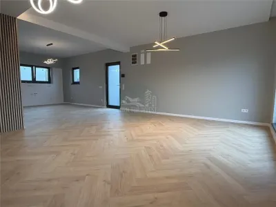 Apartament de LUX 4 camere 200mp gradina zona Arhitectilor - Sibiu