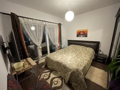 Apartament cu 3 camere si gradina de 40 mp pe Calea Cisnadiei - foto 7