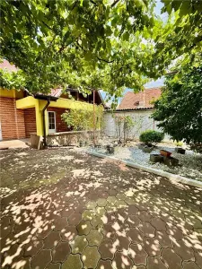Casa cu 5 camere 2 bai 184 mp utili zona Calea Dumbravii - Sibiu