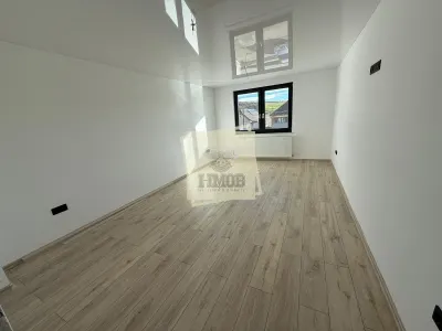 Casa cu 4 camere si 3 bai pretabila birouri in Sura  Mare - foto 14