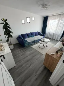 Apartament modern 3 camere balcon pivnita zona Semaforului - foto 3