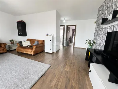 Apartament 3 camere terasa balcon si parcare zona Selimbar - foto 2