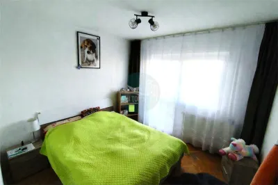 Apartament 3 camere decomandat 2 balcoane zona Calea Poplacii - foto 16