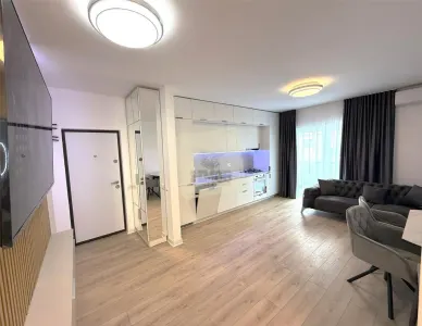 Dezvoltator vand 3 camere cu balcon la Mega Image 0% comision - Sibiu