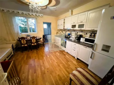 Casa 3 camere decomandat curte si pivnita in Poiana Sibiului - foto 5