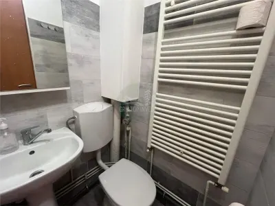Apartament 2 camere zona Centrala - foto 15