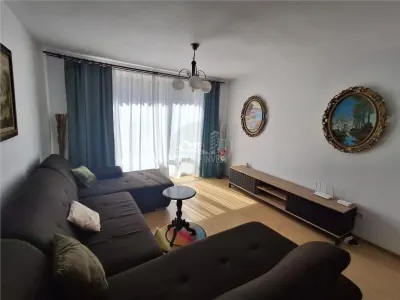 Apartament 4 camere decomandat 2 bai garaj boxa zona Piata Rahovei - Sibiu