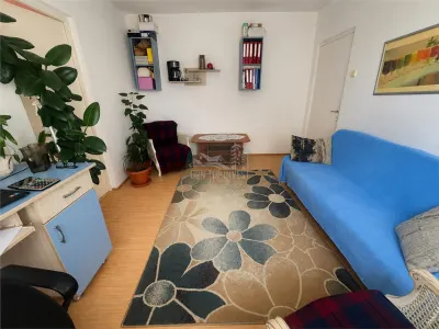 Apartament 2 camere etaj intermediar zona Vasile Aaron - Sibiu