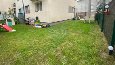 Apartament 3 camere 2 bai 75mp gradina zona Selimbar - foto 6