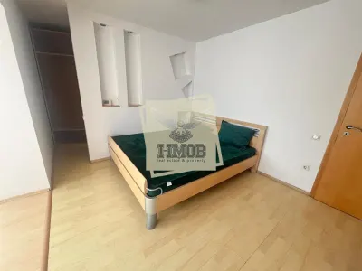 Apartament 3 camere 2 balcoane etaj 1 - zona Centrala - foto 6