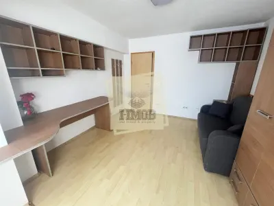 Apartament 3 camere 2 balcoane etaj 1 - zona Centrala - foto 10
