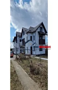 1,4 km de Oras! Vanzare Vila P+E+M in Targoviste - Exterior nord - foto 2