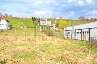Vanzare Teren Intravilan 800mp, CC, Aleea Manastirii - Targoviste exterior. - foto 2