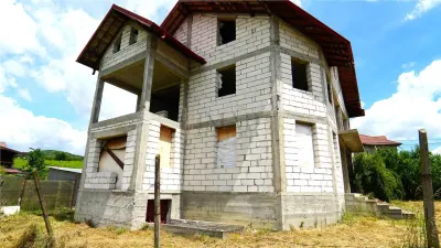 Vanzare Duplex la rosu in Aninoasa/ 220 mp/ 500 mp teren/ Zona superba de Vile - foto 5