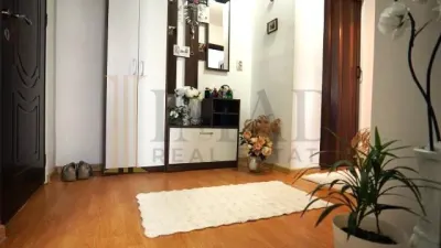 Ofertă rară! Vanzare Apartament 3 camere Micro 5, Balaban - zona Hyperici. - foto 8