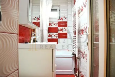 Inchiriere apartament 2 camere Micro 4 parter - zona foarte buna. - foto 9