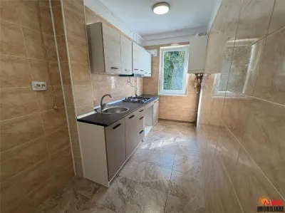 Apartament doua camere zona Florilor - Brasov