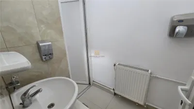 Spatiu Birouri - 180 mp! In Suceava! De Inchiriat! 0727817187 - foto 14