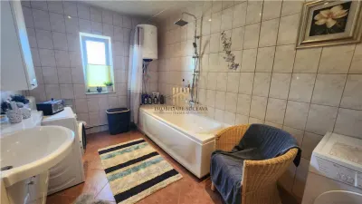 Casă de Vânzare în Poieni-Solca, Bucovina | Casă de Poveste | 3 Dormitoare | Șemineu | Sobă de Teracotă | Garaj | Teren 3.195 mp | Comision 0 - foto 8