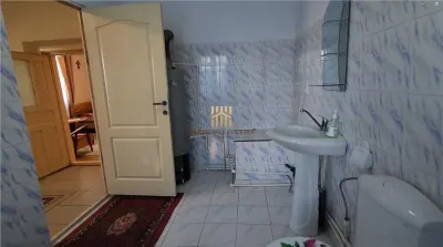 Casa in Ilisesti! La cativa km de Suceava! De vanzare! 0727817187 - foto 2